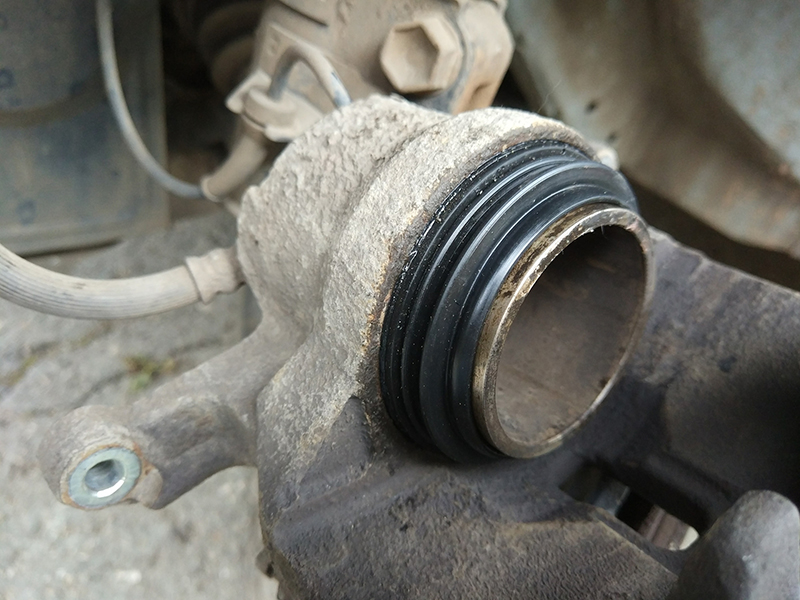 Как поменять пыльник тормозного цилиндра