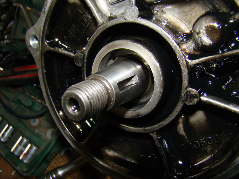 Как поменять сальник ТНВД